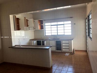 Casa para Locação, em Presidente Prudente, bairro FORMOSA, 4 dormitórios, 2 banheiros, 1 suíte, 1 vaga